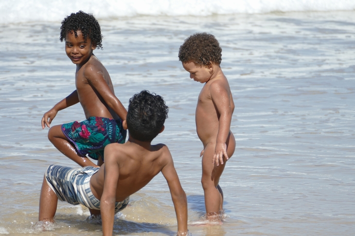 三等獎(jiǎng) 十公司 王志強(qiáng) 嬉.JPG