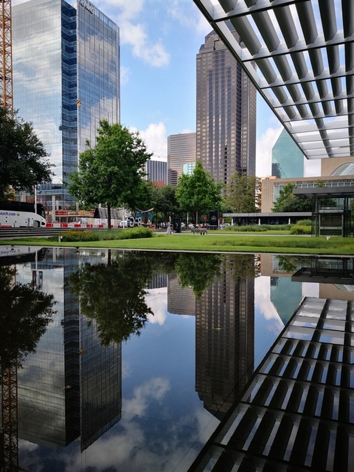 三等獎(jiǎng) 十公司 鄔紋 鏡.jpg